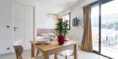 7 room  Hotel for sale in 50m de la mer, Cros de Cagnes, Cagnes-sur-Mer, Alpes-Maritimes, Provence-Alpes-Côte d'Azur