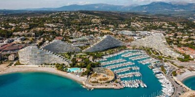 26 room  Hotel for sale in Villeneuve-Loubet, Provence-Alpes-Côte d'Azur