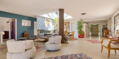 Villa for sale in Aix-en-Provence, French Riviera