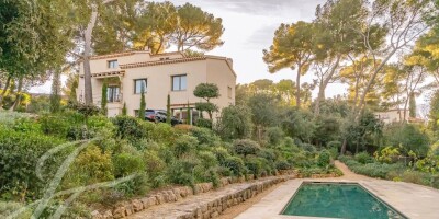 7 room  Villa for sale in Vallauris, France