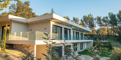 10 room Detached House for sale in Aix-en-Provence, France