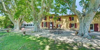 4 bedroom  Villa for sale in Velaux, French Riviera