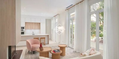 4 room  Villa for sale in Cannes, France