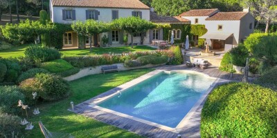 11 room  Villa for sale in Aix-en-Provence, French Riviera