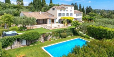 10 room  Villa for sale in Grasse, French Riviera