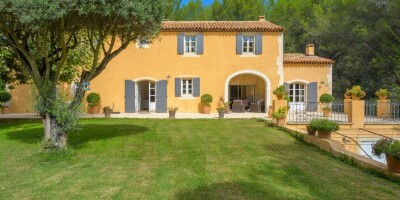 11 room  Villa for sale in Aubagne, French Riviera