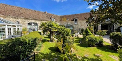 Castle for sale in Nemours, France