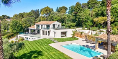 7 room  Villa for sale in Valbonne, France