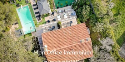 10 room  House for sale in Fréjus, France