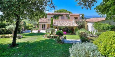 8 room  Villa for sale in Biot, France