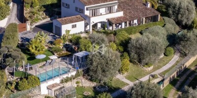 6 room  Villa for sale in Mougins, France