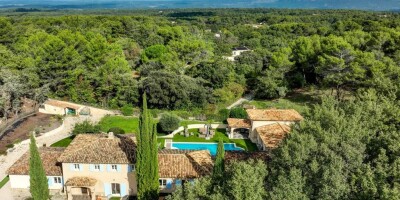 10 room  Villa for sale in Aix-en-Provence, French Riviera