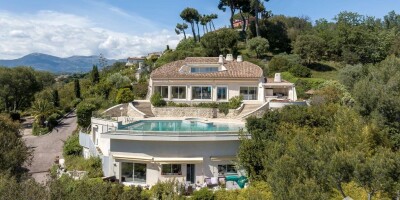 8 room  Villa for sale in Cagnes-sur-Mer, French Riviera