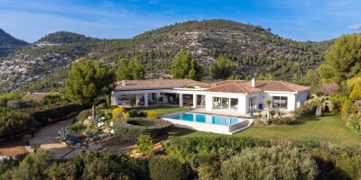 Villa for sale in Ollioules, French Riviera
