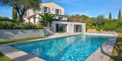 9 room  Villa for sale in Mougins, France