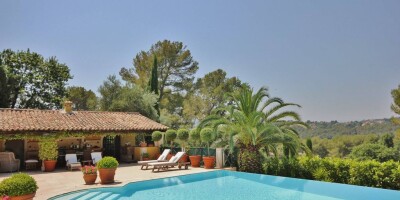 7 room  Villa for sale in Mougins, France