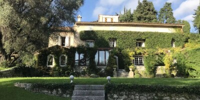 9 room  Villa for sale in Vence, France