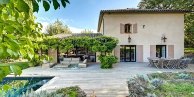 Villa for sale in Aix-en-Provence, France