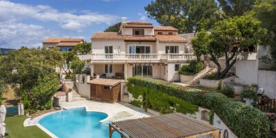 Villa for sale in Cavalaire-sur-Mer, France