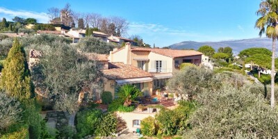7 room  Villa for sale in Mougins, France