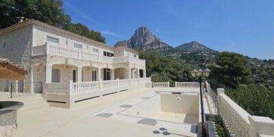 7 room  Villa for sale in Vence, French Riviera
