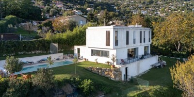 6 room  Villa for sale in Vence, French Riviera