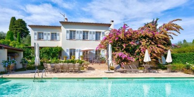 7 room  Villa for sale in Grasse, French Riviera