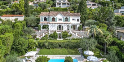 8 room  Villa for sale in Mougins, French Riviera