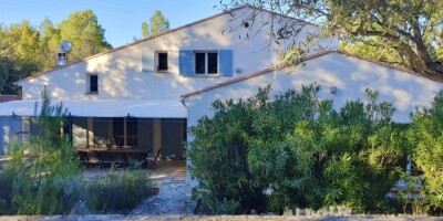 9 room  Villa for sale in Lorgues, France