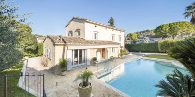 6 room  Villa for sale in Mougins, France