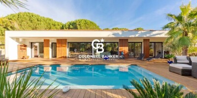 5 room  Villa for sale in Cogolin, France