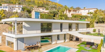 8 room  Villa for sale in Cannes, French Riviera