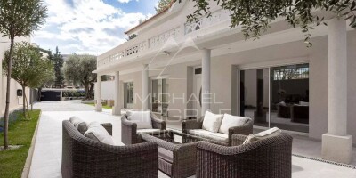 4 room  House for sale in Cannes, French Riviera