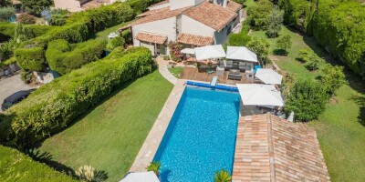 6 room  Villa for sale in Mougins, France