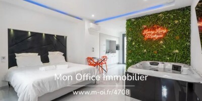 6 room  House for sale in Martigues, France