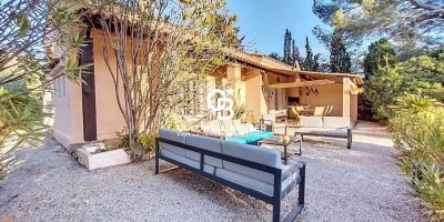 7 room  House for sale in Fréjus, French Riviera