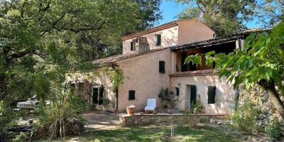 5 room  Villa for sale in Lorgues, France