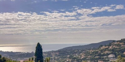 Villa for sale in Cavalaire-sur-Mer, France