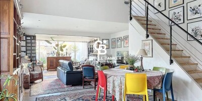 5 room  House for sale in La Rochelle, France