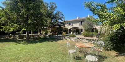 8 room  Villa for sale in Cavaillon, France