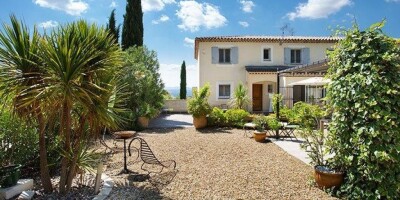 6 room  Villa for sale in Aix-en-Provence, France