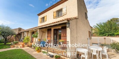 4 room  House for sale in Plan-de-Cuques, France