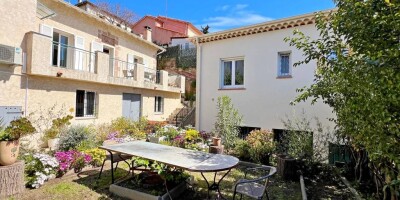 6 room  House for sale in Saint-Raphaël, French Riviera