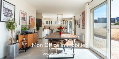 4 room  House for sale in Cabriès, French Riviera