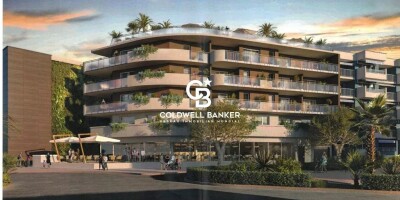 2 bedroom  Apartment for sale in Cavalaire-sur-Mer, French Riviera