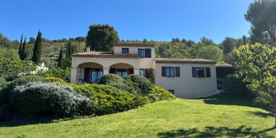 5 room  Villa for sale in Marseille, France