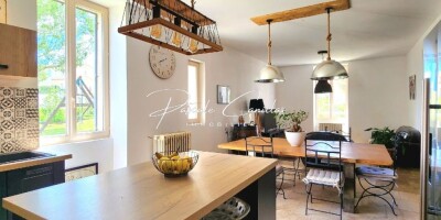 4 bedroom  Villa for sale in Saint-Rémy-de-Provence, French Riviera