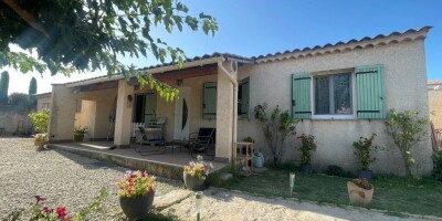Villa for sale in L'Isle-sur-la-Sorgue, French Riviera