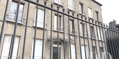 Apartment complex for sale in Montlhéry, France