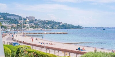 2 bedroom  Apartment for sale in Cannes, French Riviera